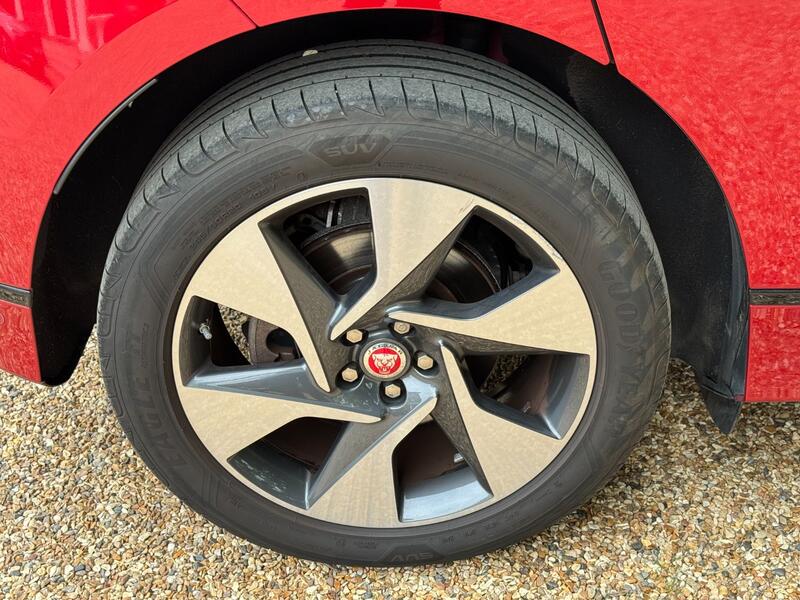 JAGUAR I-Pace